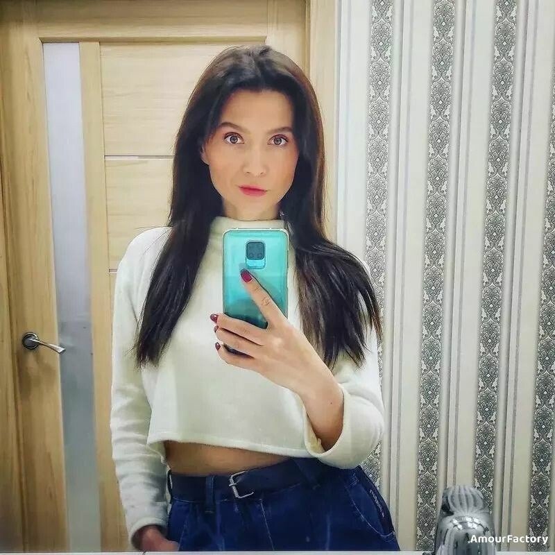 Inesa, 38